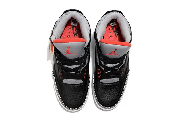 Chaussures de basketball Air Jordan 3 Black Cement à imprimé éléphant 4