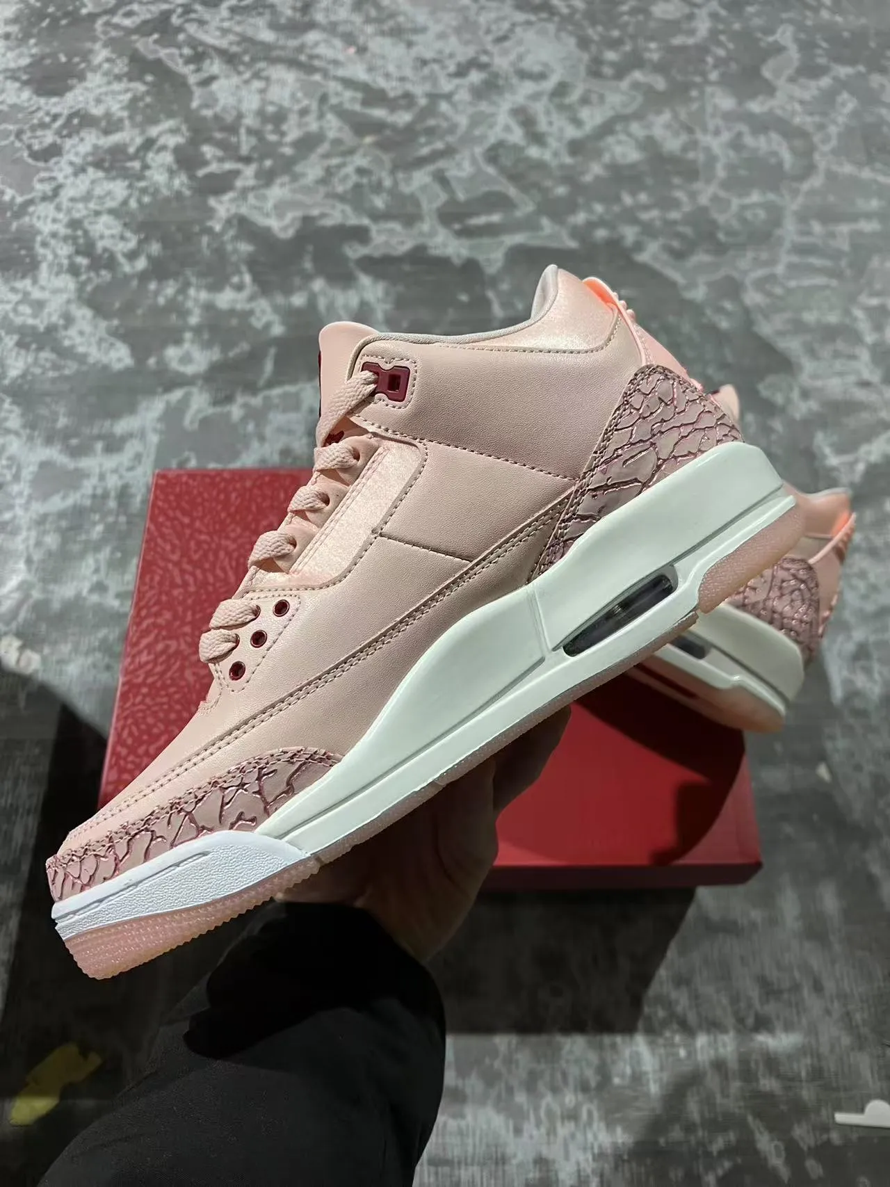 Air Jordan 3 Dusty Pink Elephant Print Basketball Shoes 4
