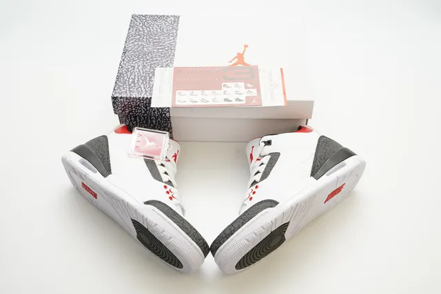 Air Jordan 3 White Cement Red Basketball Shoes 4