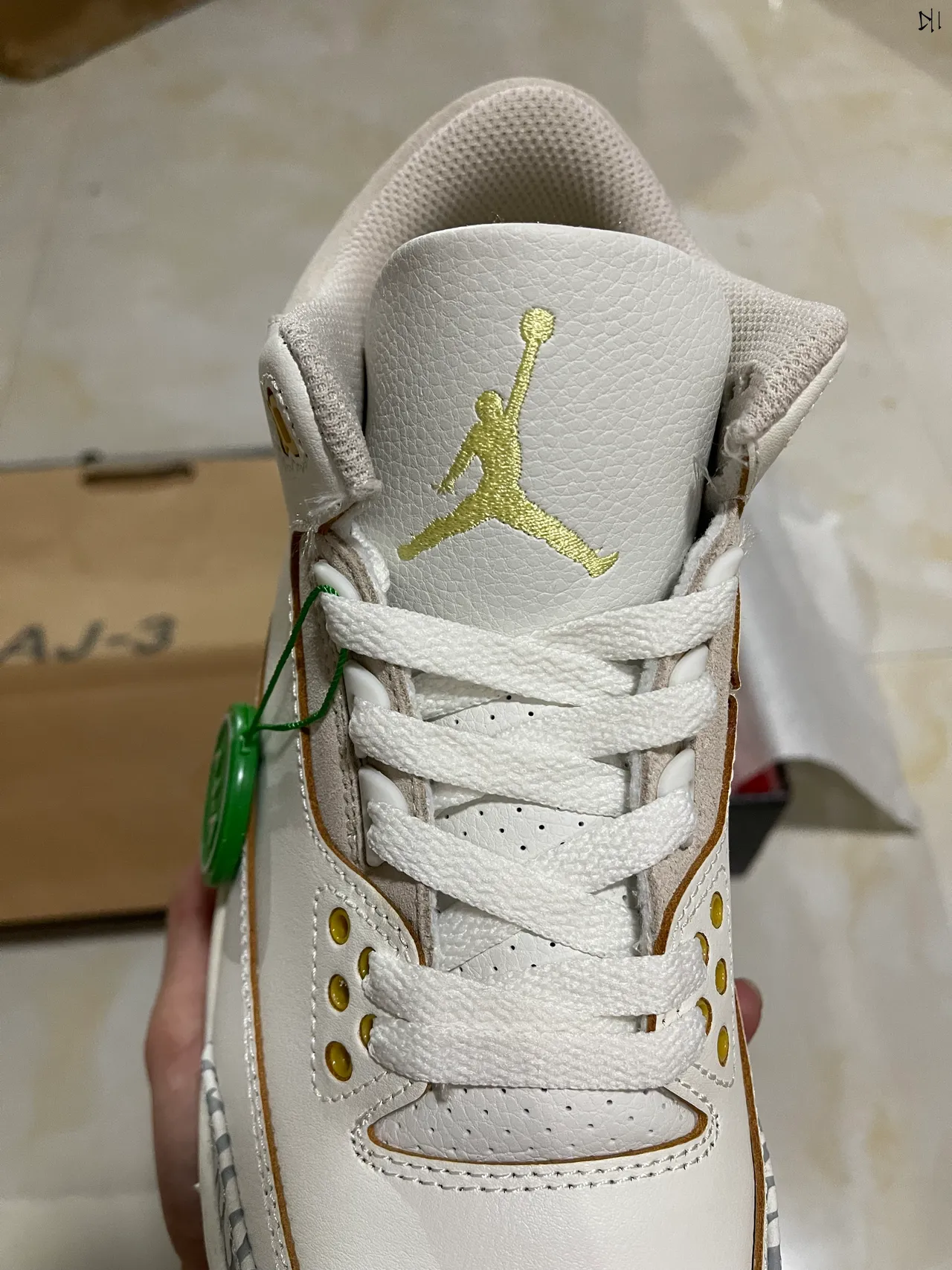 Air Jordan 3 White Elephant Print Gradient Heel Basketball Shoes 4