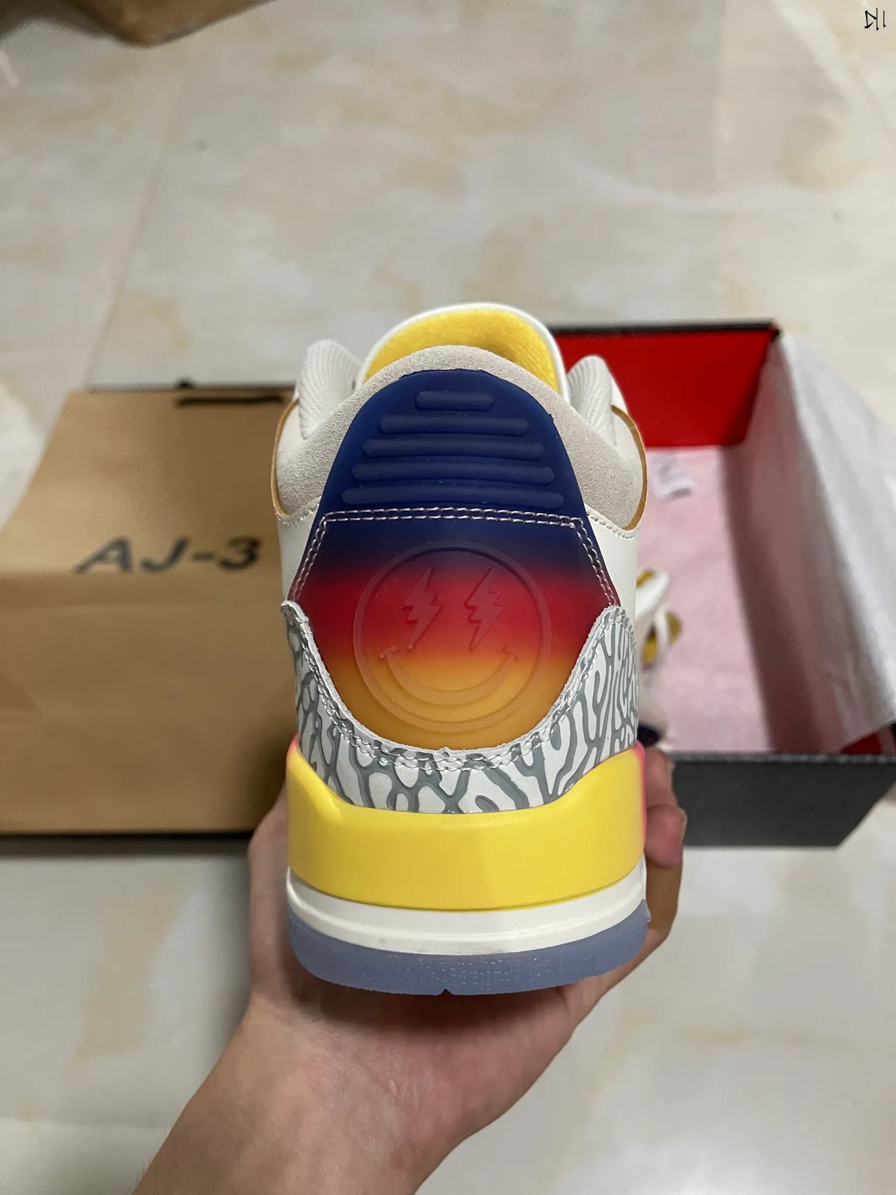 Air Jordan 3 White Elephant Print Gradient Heel Basketball Shoes 7