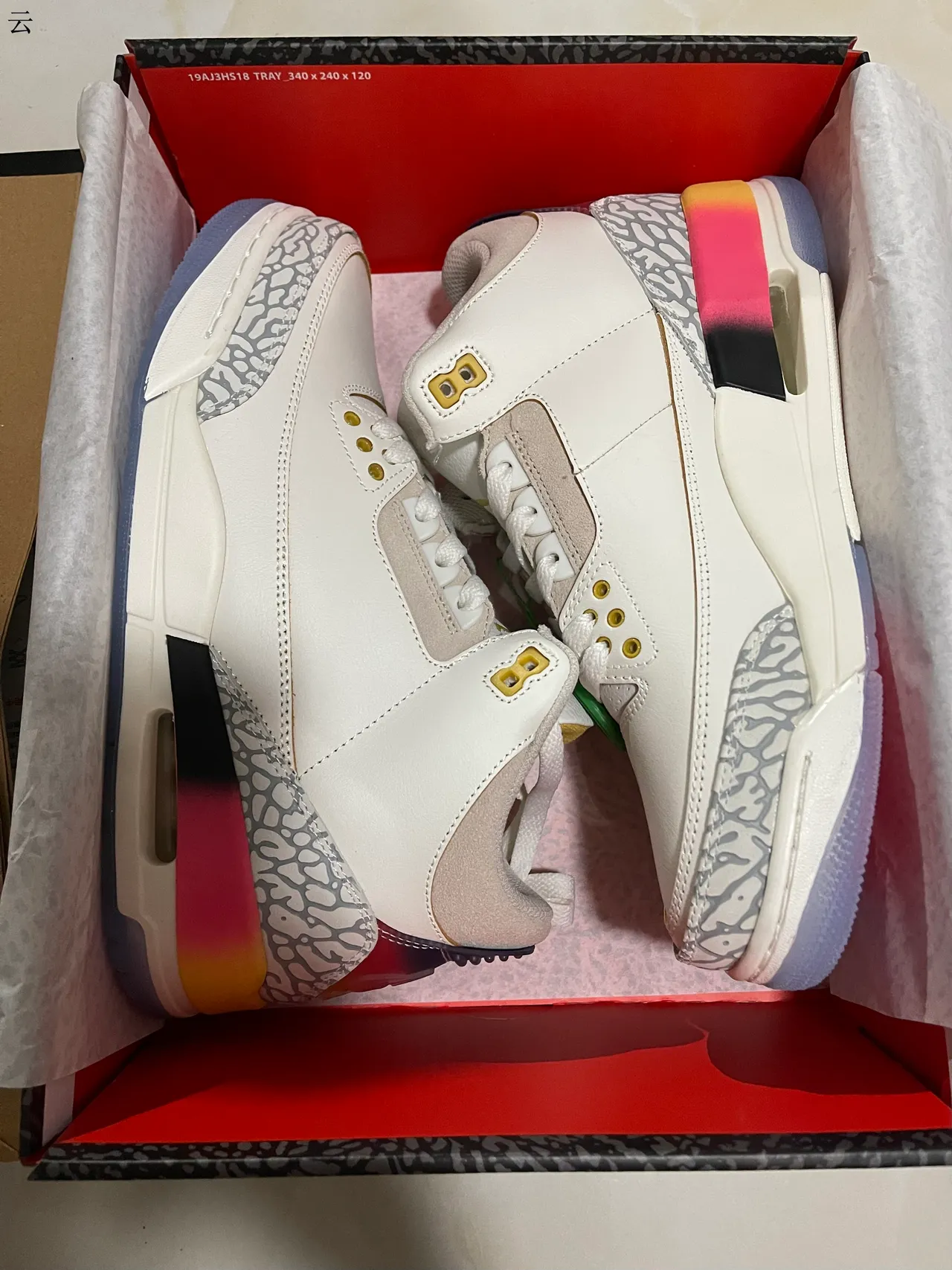 Air Jordan 3 White Elephant Print Gradient Heel Basketball Shoes 8
