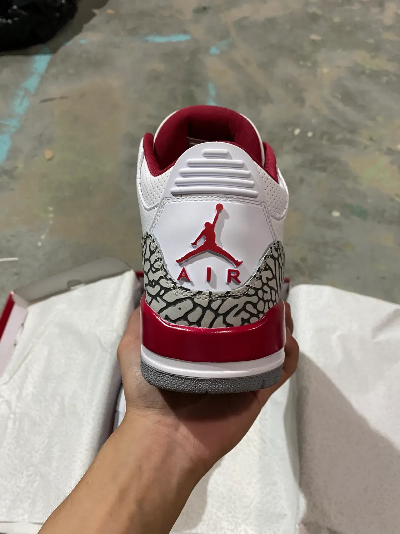 Air Jordan 3 Chaussures de Basketball Blanches University Red Imprimé Éléphant 6