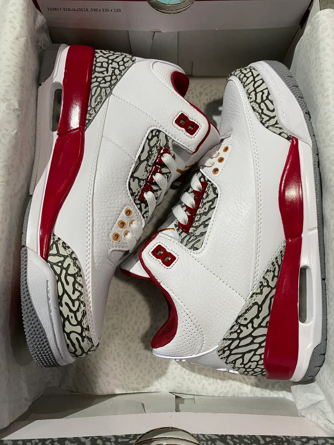 Air Jordan 3 Chaussures de Basketball Blanches University Red Imprimé Éléphant 7