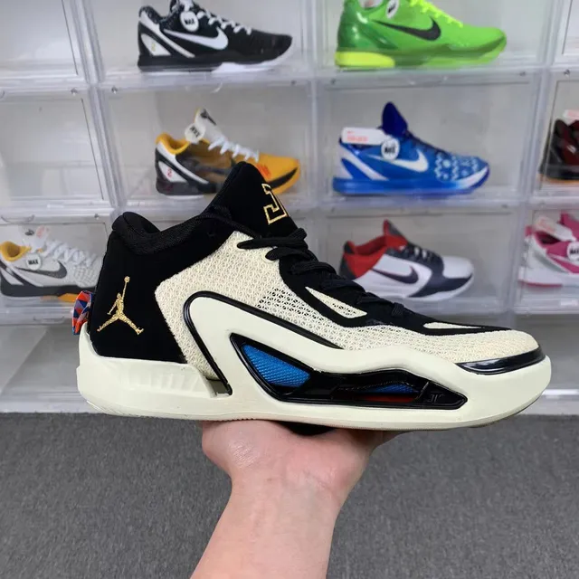 Air Jordan 37 লাল এবং নীল ম্যান্ডারিন ডাক বাস্কেটবল জুতো 2