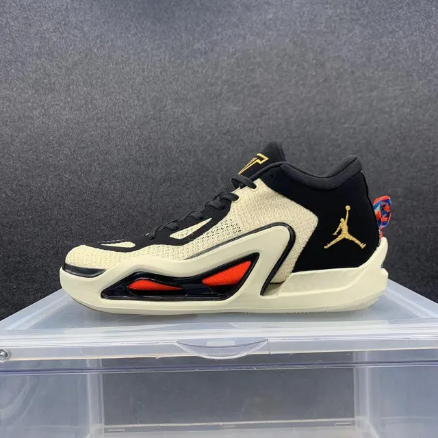 Air Jordan 37 লাল এবং নীল ম্যান্ডারিন ডাক বাস্কেটবল জুতো 3