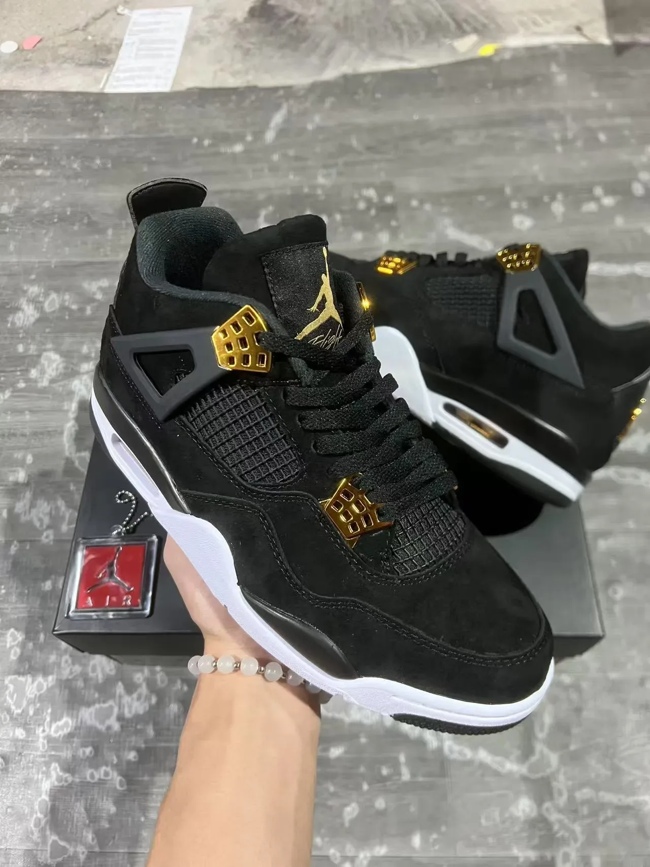 Air Jordan 4 Black White Gold Basketball Shoes 2