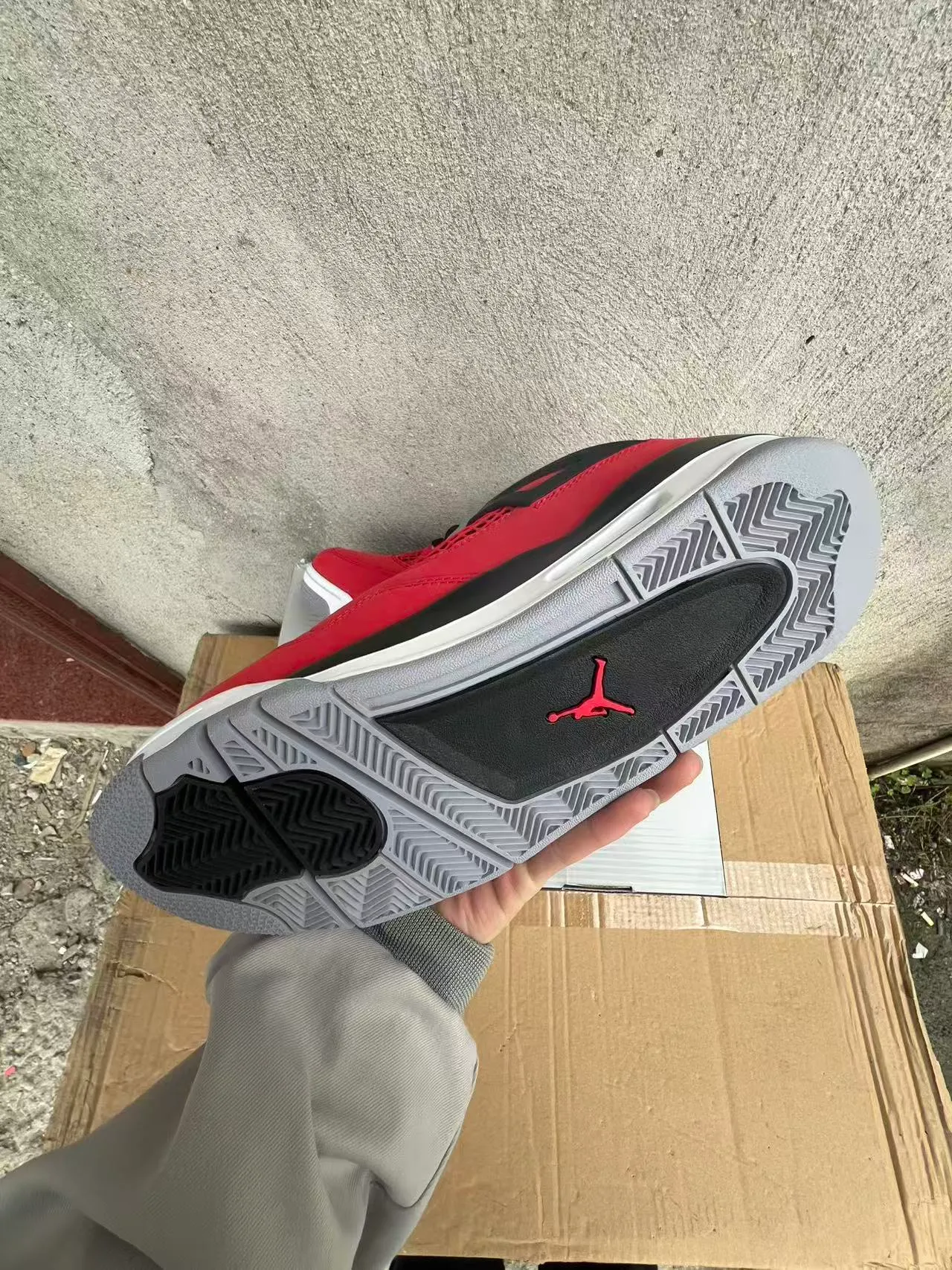 Chaussures de basketball Air Jordan 4 rouge noir blanc 5
