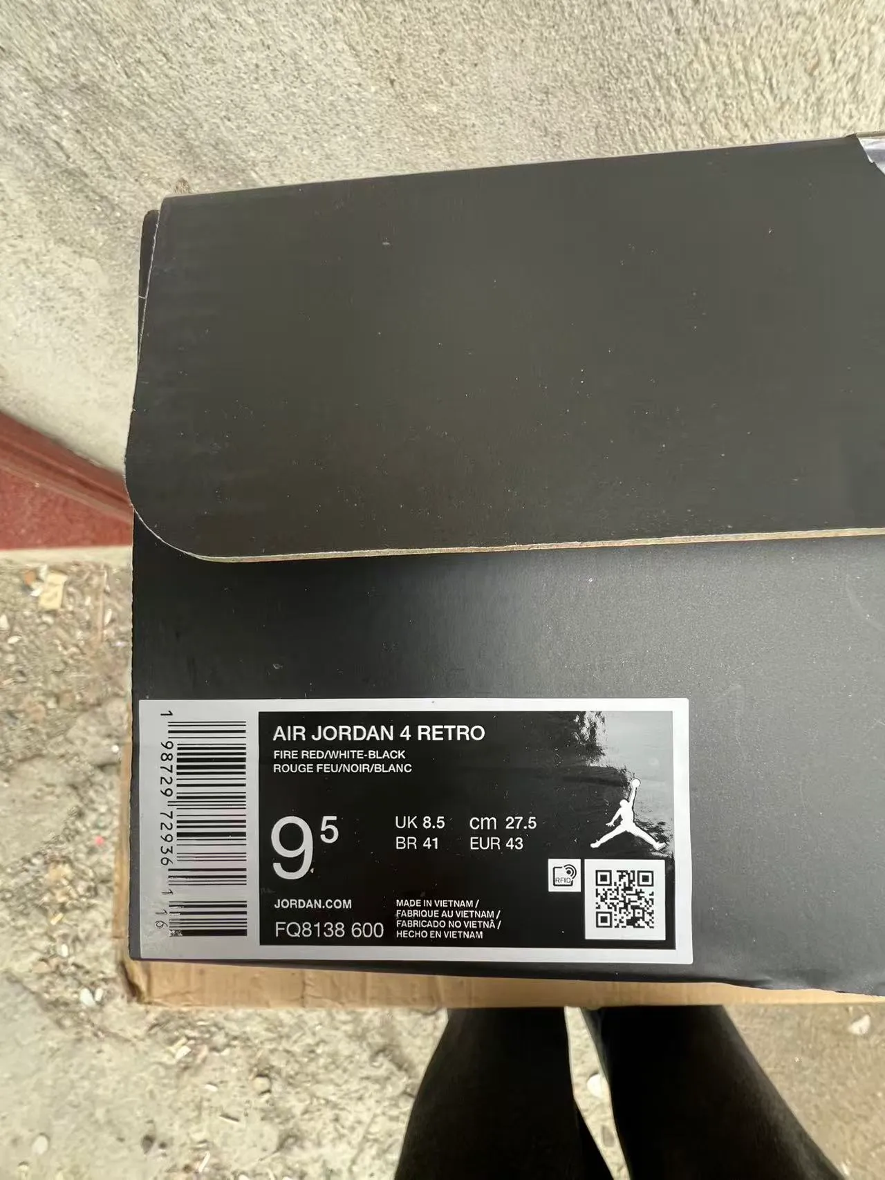 Chaussures de basketball Air Jordan 4 rouge noir blanc 9