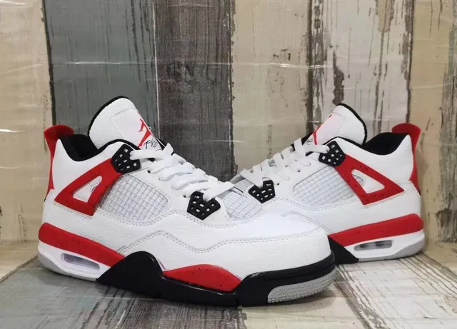 Chaussures de basketball Air Jordan 4 blanc rouge noir 5