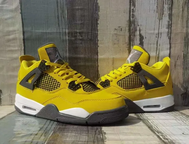 Chaussures de basketball Air Jordan 4 jaunes 3