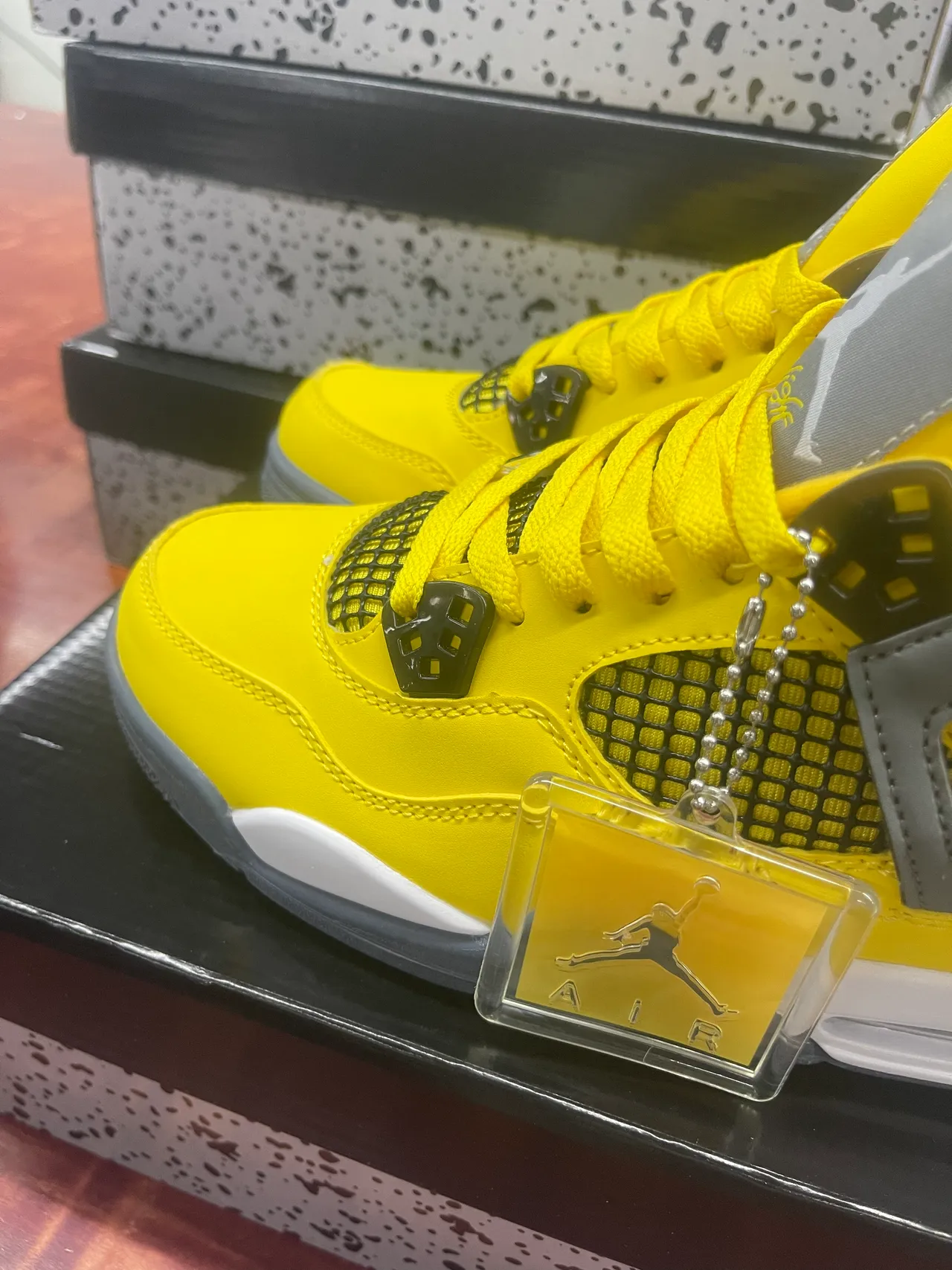 Air Jordan 4 Yellow Gray White Basketball Shoes 4