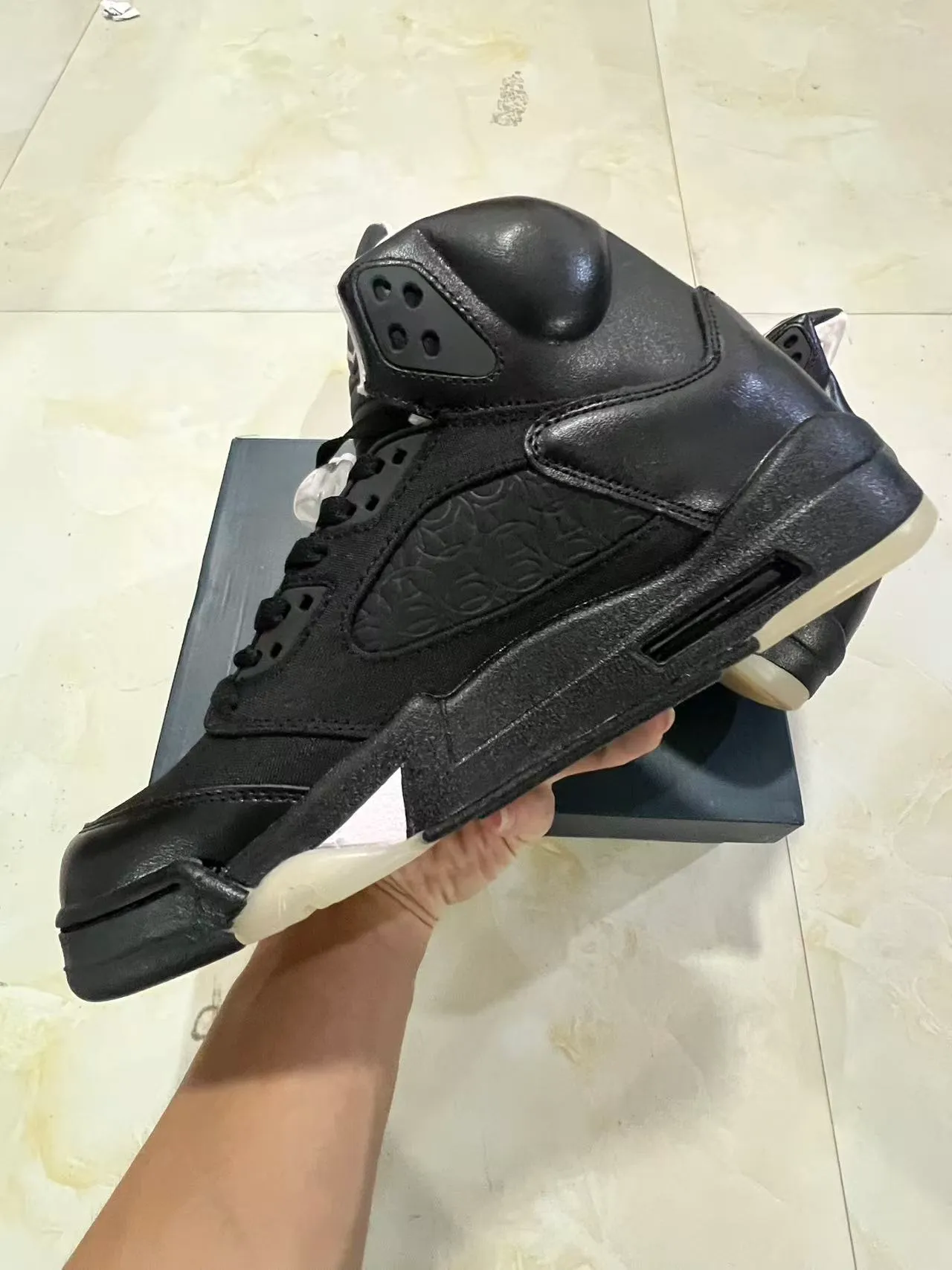 Air Jordan 5 Black White Lightning Bolt Basketball Shoes 5