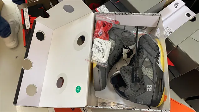 Air Jordan 5 Gray and Yellow Basketball Shoes 20