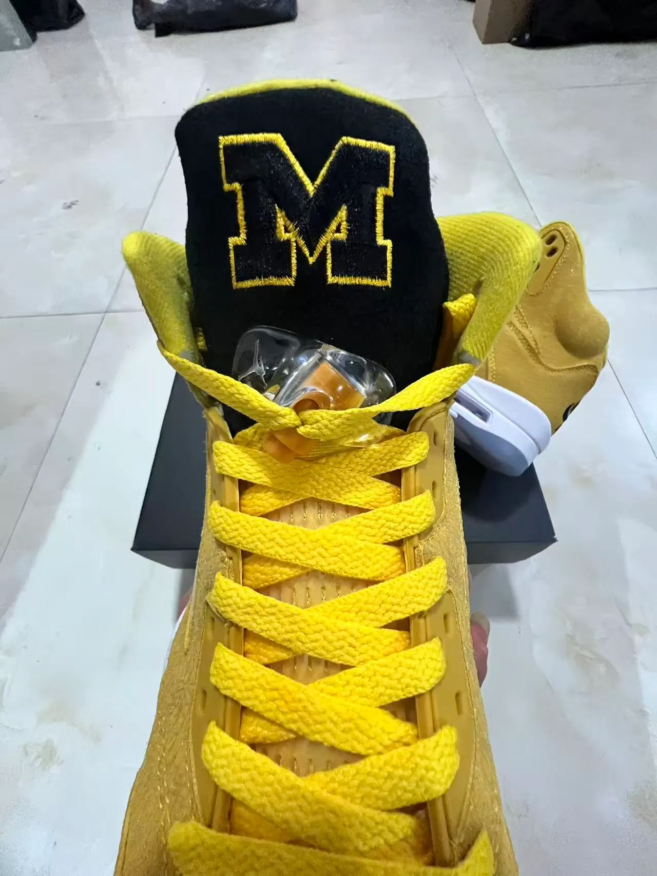 Air Jordan 5 Mustard Yellow Suede Mesh Basketball Shoes 4