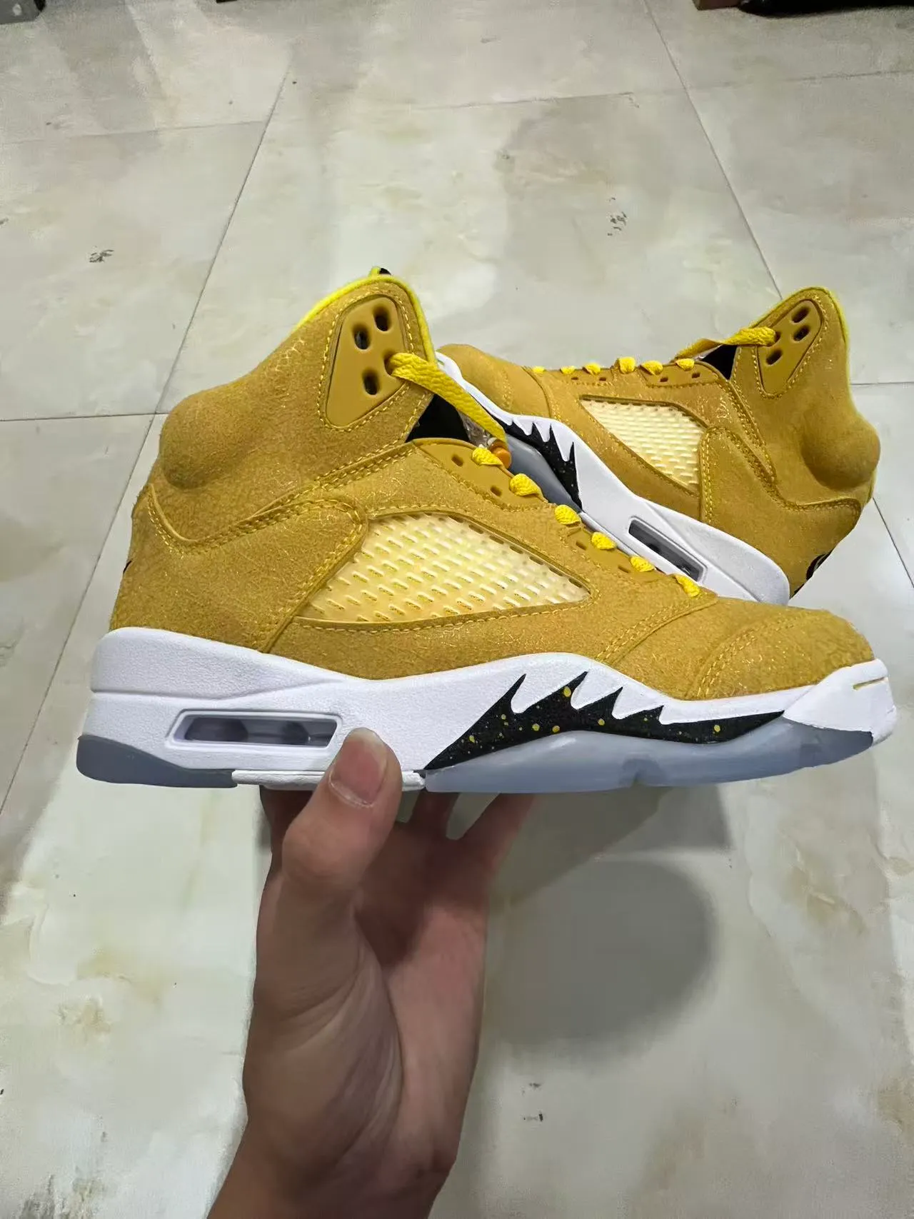 Air Jordan 5 Mustard Yellow Suede Mesh Basketball Shoes 7