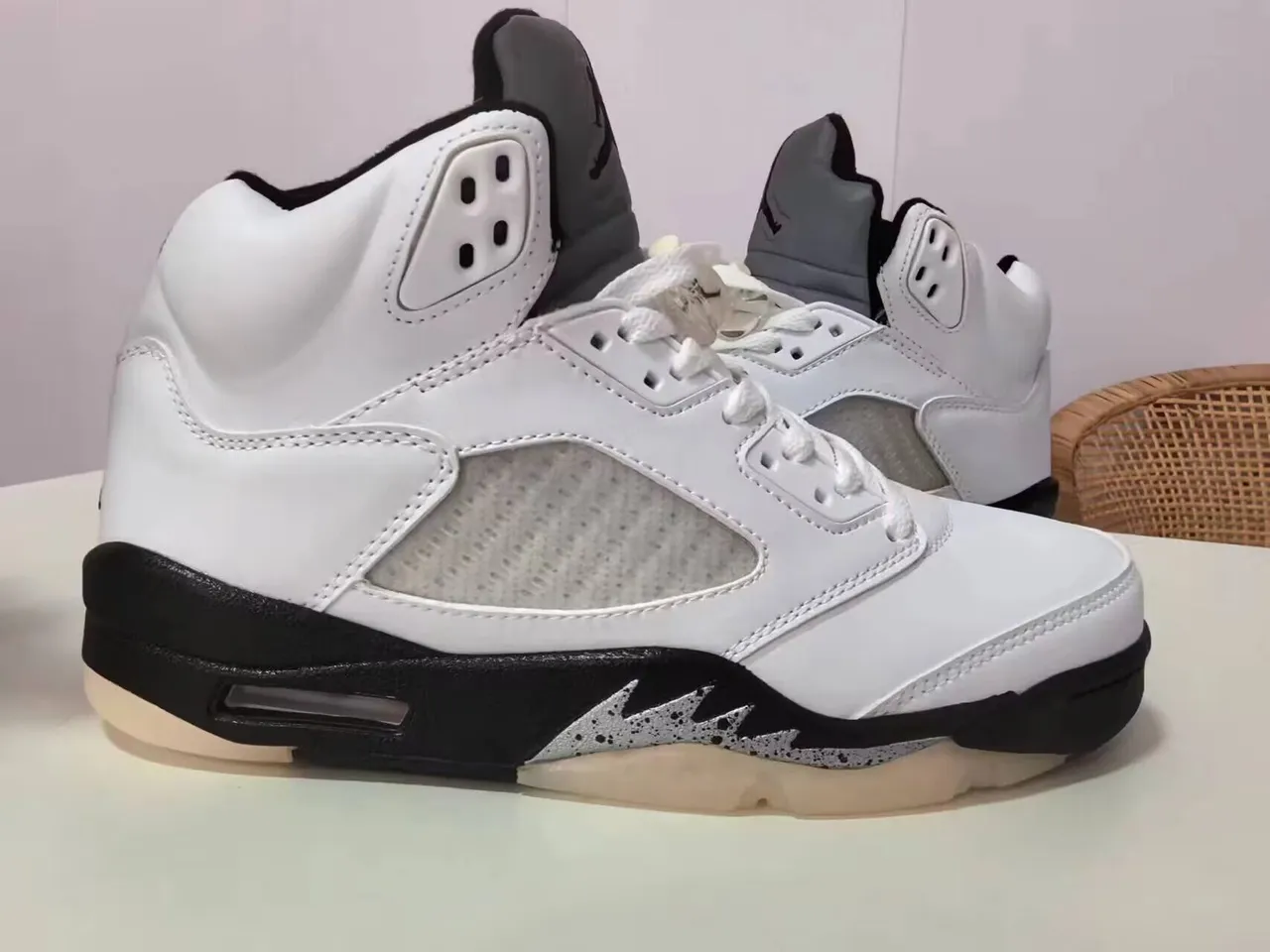 Air Jordan 5 White Black Gray Basketball Shoes 2