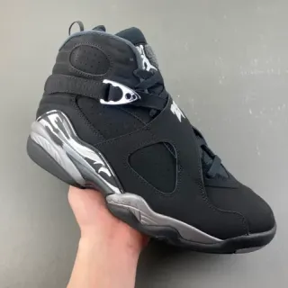 Air Jordan 8 黑色和金属银色篮球鞋