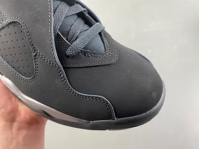 Air Jordan 8 কালো এবং ধাতুকর রূপালী বাস্কেটবল জুতো 3