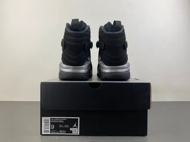 Air Jordan 8 কালো এবং ধাতুকর রূপালী বাস্কেটবল জুতো 17