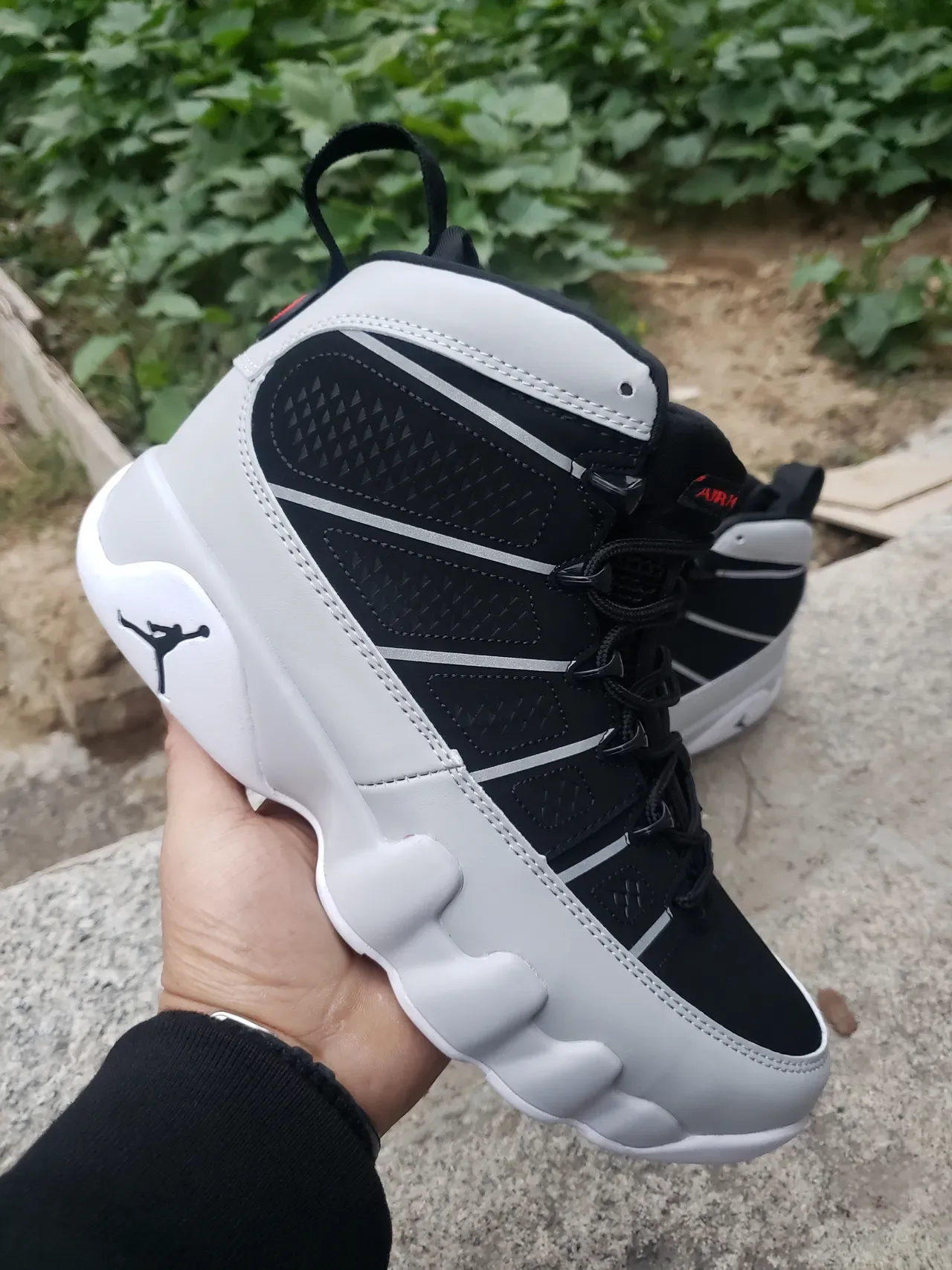 Air Jordan 9 Noir et Blanc Chaussures de Basketball Hautes 4