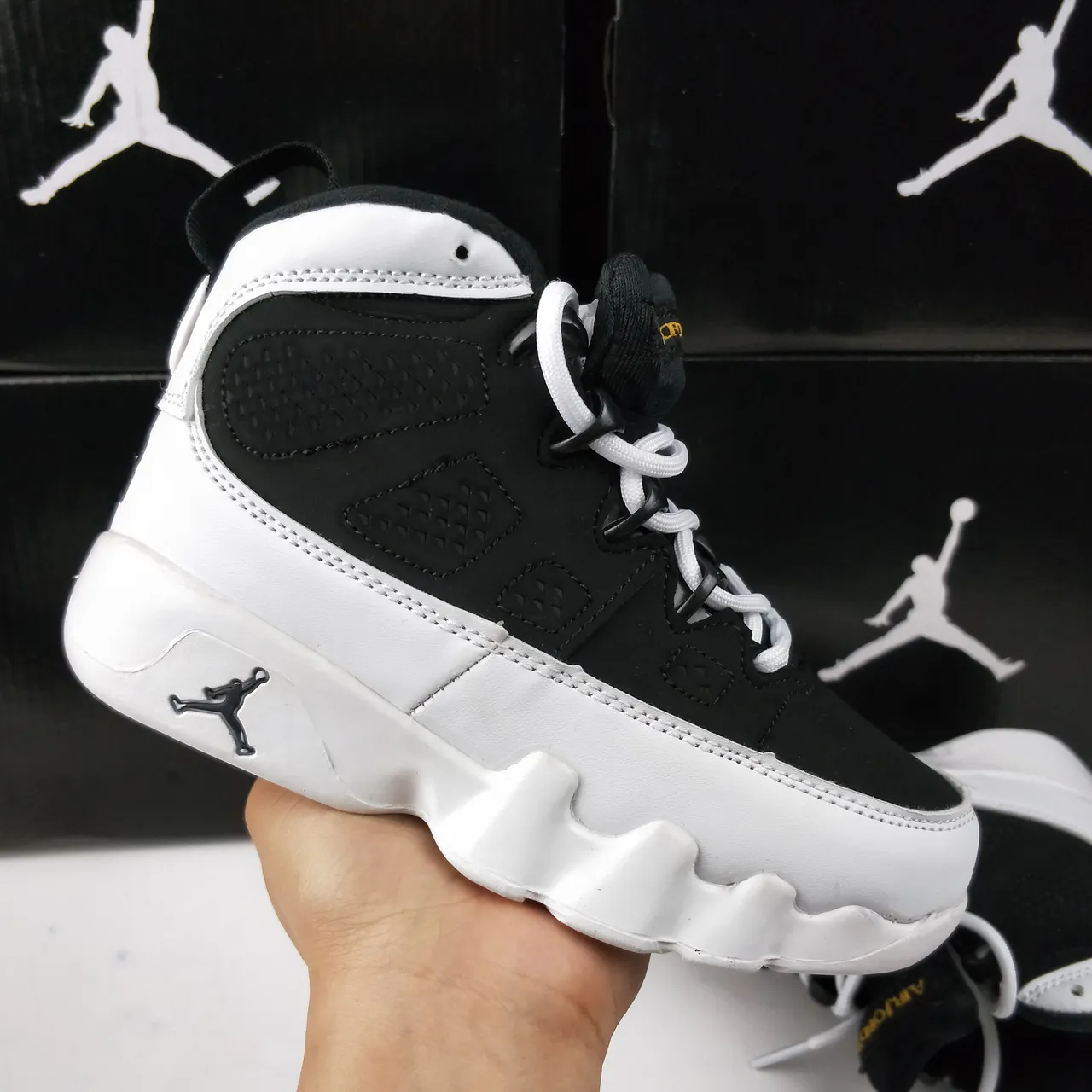 Air Jordan 9 White Red Basketball Shoes 2