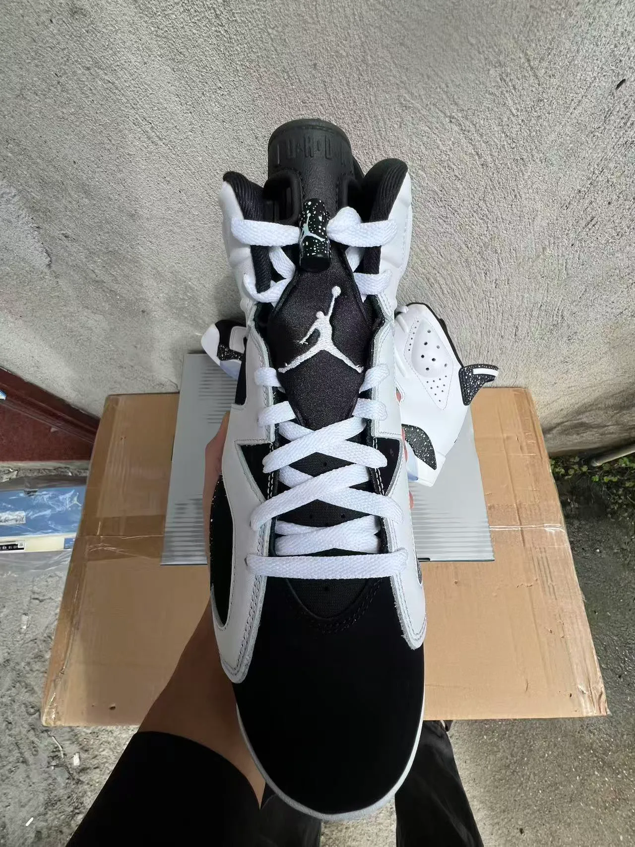 Air Jordan White Black High-Top Silhouette Perforated Leather Upper Basketball Shoes 3