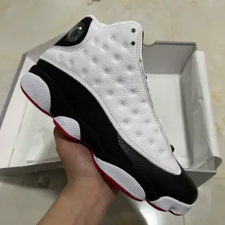 Air Jordan White Black Quilted Leather Upper High-Top Silhouette Basketball Shoes