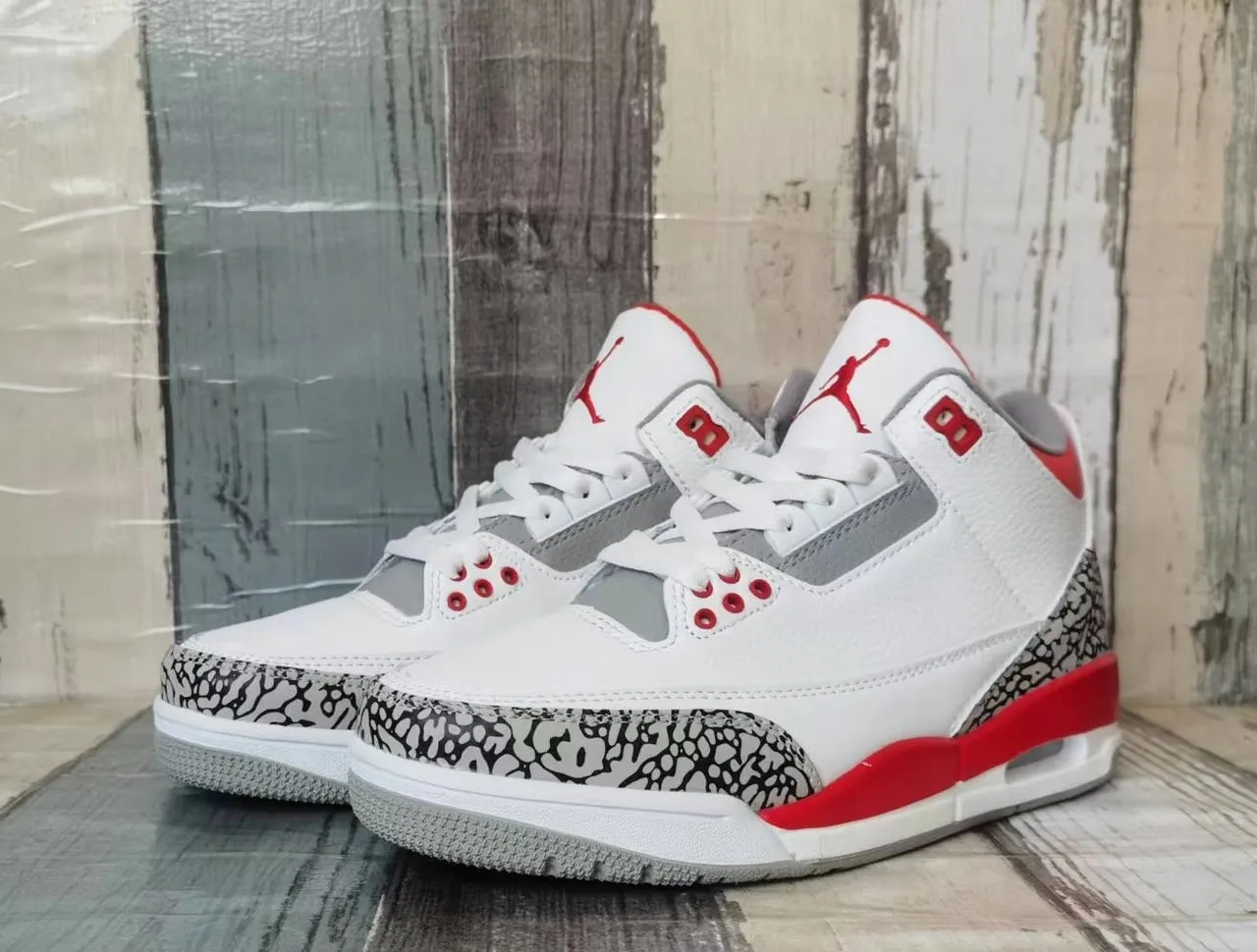 Air Jordan White Red High-Top Elephant Print Basketball Shoes 3