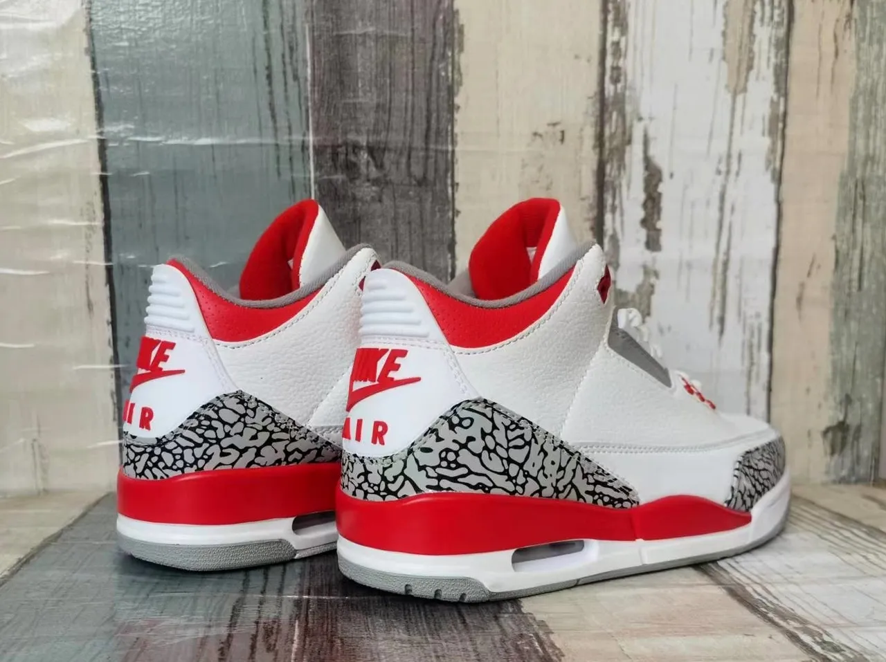 Air Jordan White Red High-Top Elephant Print Basketball Shoes 5