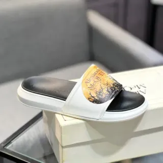 Alexander McQueen Graphic-Print Slide Slipper