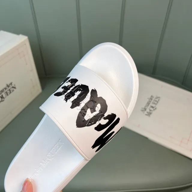 Alexander McQueen Logo Slide White Black Slippers 7