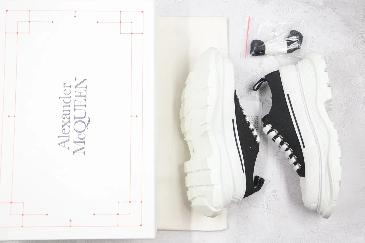 Alexander McQueen Oversized Sneaker Black and White Chunky Sneakers 7