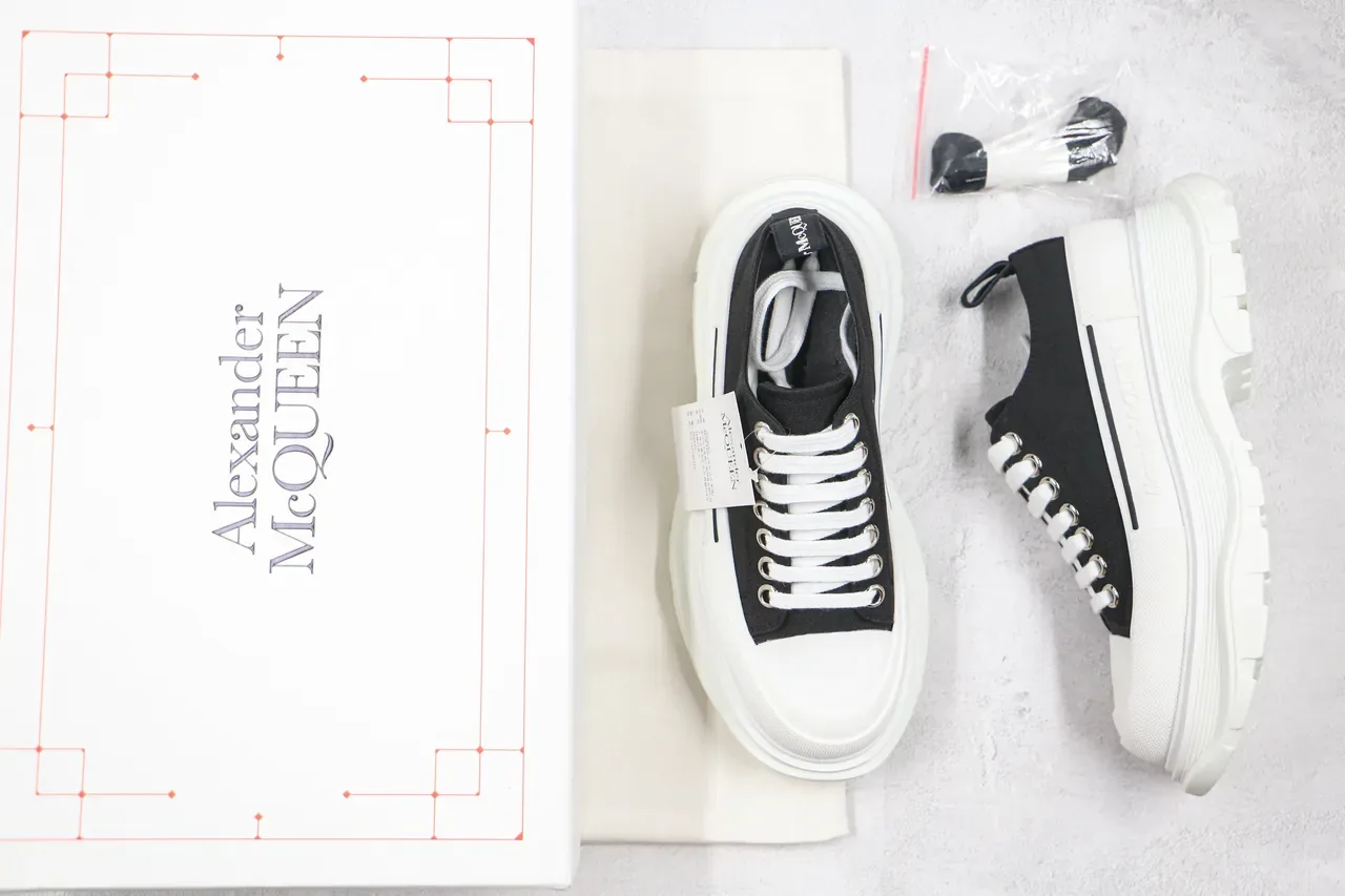 Alexander McQueen Oversized Sneaker Black and White Chunky Sneakers 8