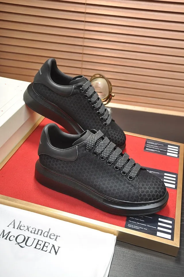 Alexander McQueen 黑色 Oversized 生活方式运动鞋 5