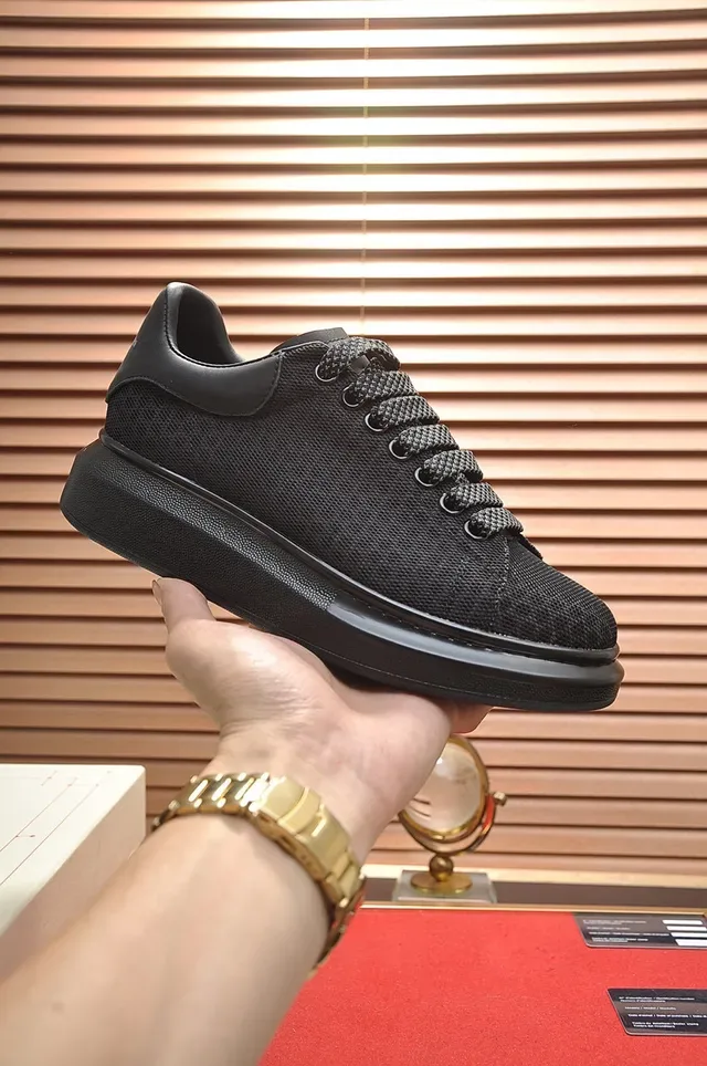 Alexander McQueen 黑色 Oversized 生活方式运动鞋 7