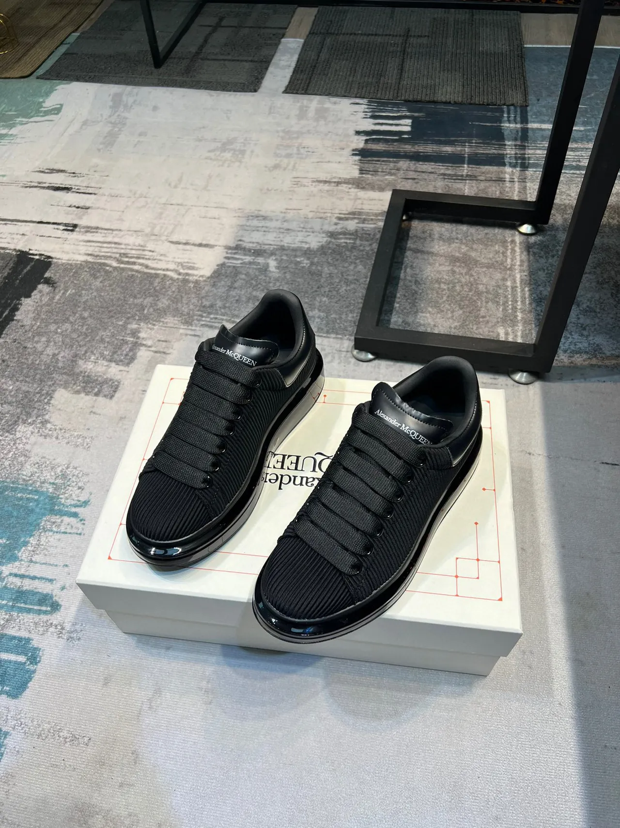 Alexander McQueen Tênis oversized preto de malha lifestyle sneakers 5