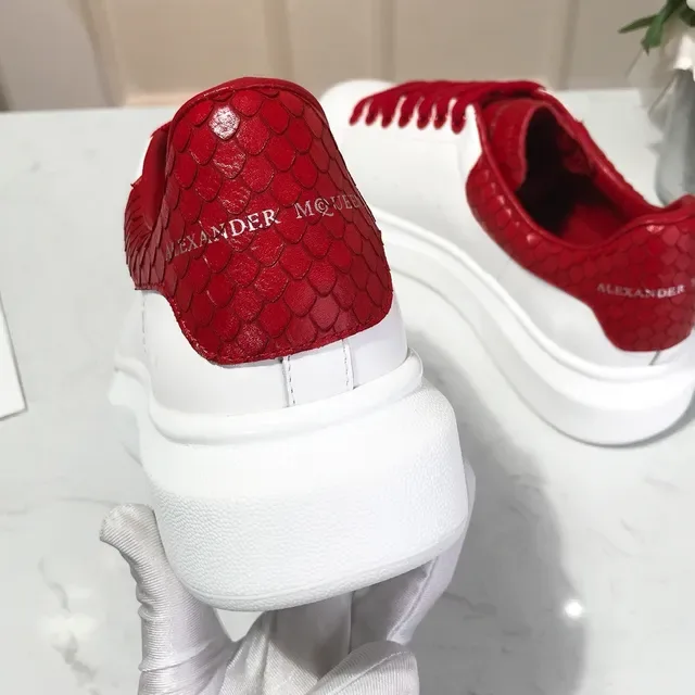 Alexander McQueen Oversized Sneaker White and Red Lifestyle Sneakers 3