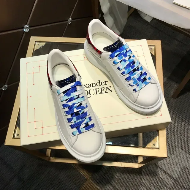 Alexander McQueen ওভারসাইজড স্নিকার সাদা নীল প্ল্যাটফর্ম সোল পারফোরেটেড টো বক্স লাইফস্টাইল স্নিকার 8