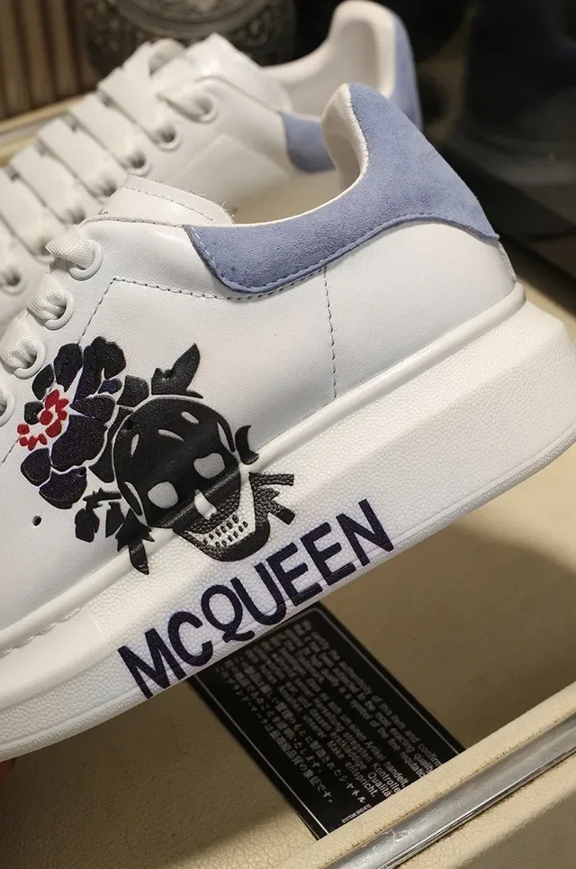 Alexander McQueen Oversized Sneaker White Blue Silhouette Platform Sole Lifestyle Sneakers 3