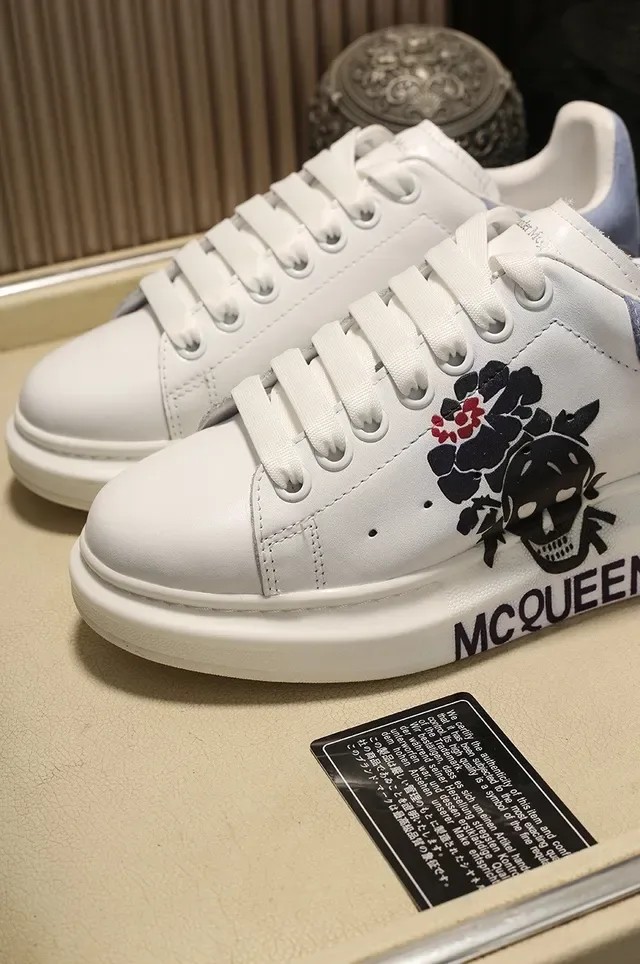 Alexander McQueen Oversized Sneaker White Blue Silhouette Platform Sole Lifestyle Sneakers 4