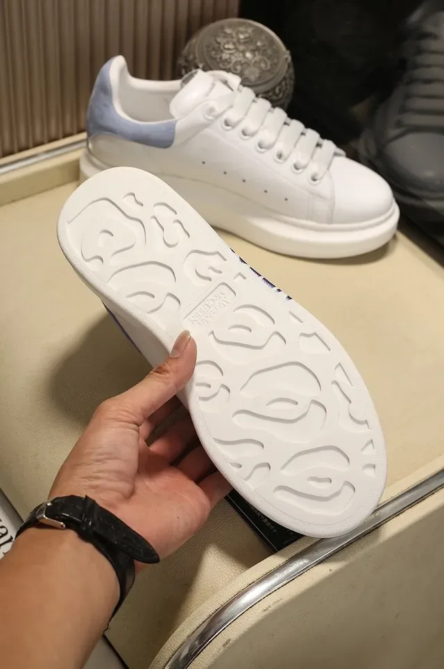 Alexander McQueen Oversized Sneaker White Blue Silhouette Platform Sole Lifestyle Sneakers 5