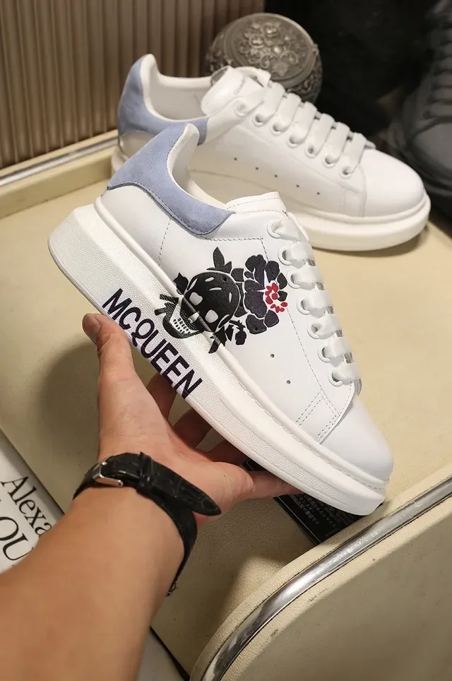 Alexander McQueen Oversized Sneaker White Blue Silhouette Platform Sole Lifestyle Sneakers 6