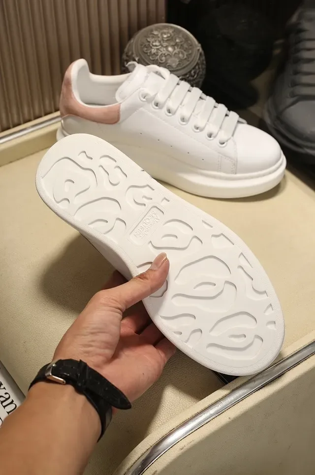Alexander McQueen Tênis oversized branco rosa floral caveira lifestyle sneakers 6