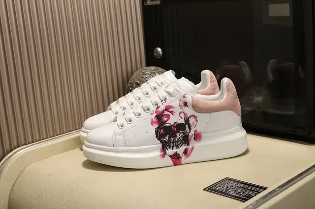 Alexander McQueen Tênis oversized branco rosa floral caveira lifestyle sneakers 9