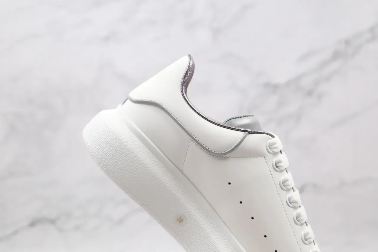 Alexander McQueen विशाल स्नीकर सफेद चांदी प्लेटफॉर्म चिकनी चमड़े का ऊपरी भाग जीवनशैली स्नीकर 6