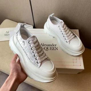 Alexander McQueen Oversized Sneaker White Silver Platform Sole Metallic Side Panel Chunky Sneakers