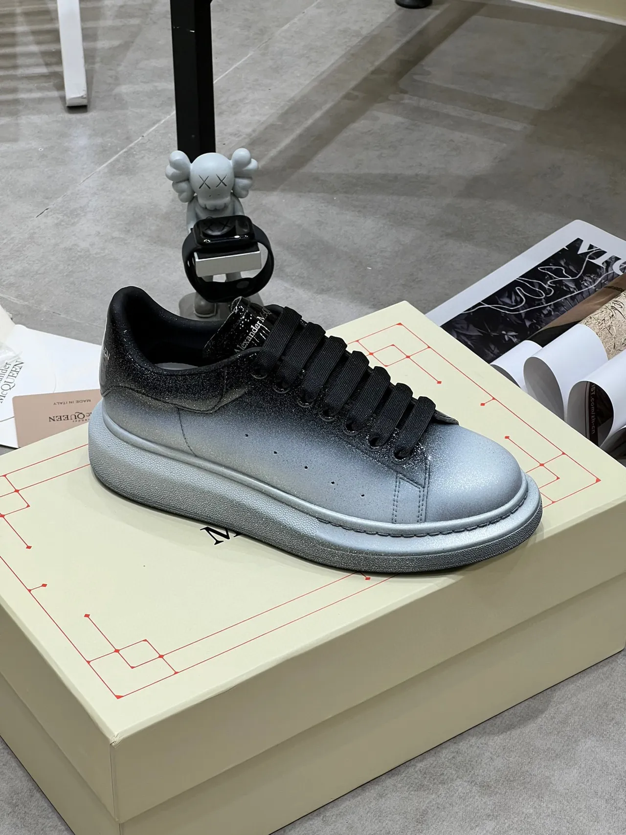 Alexander McQueen Silver Black Gradient Metallic Finish Oversized Platform Sole Lifestyle Sneakers 2