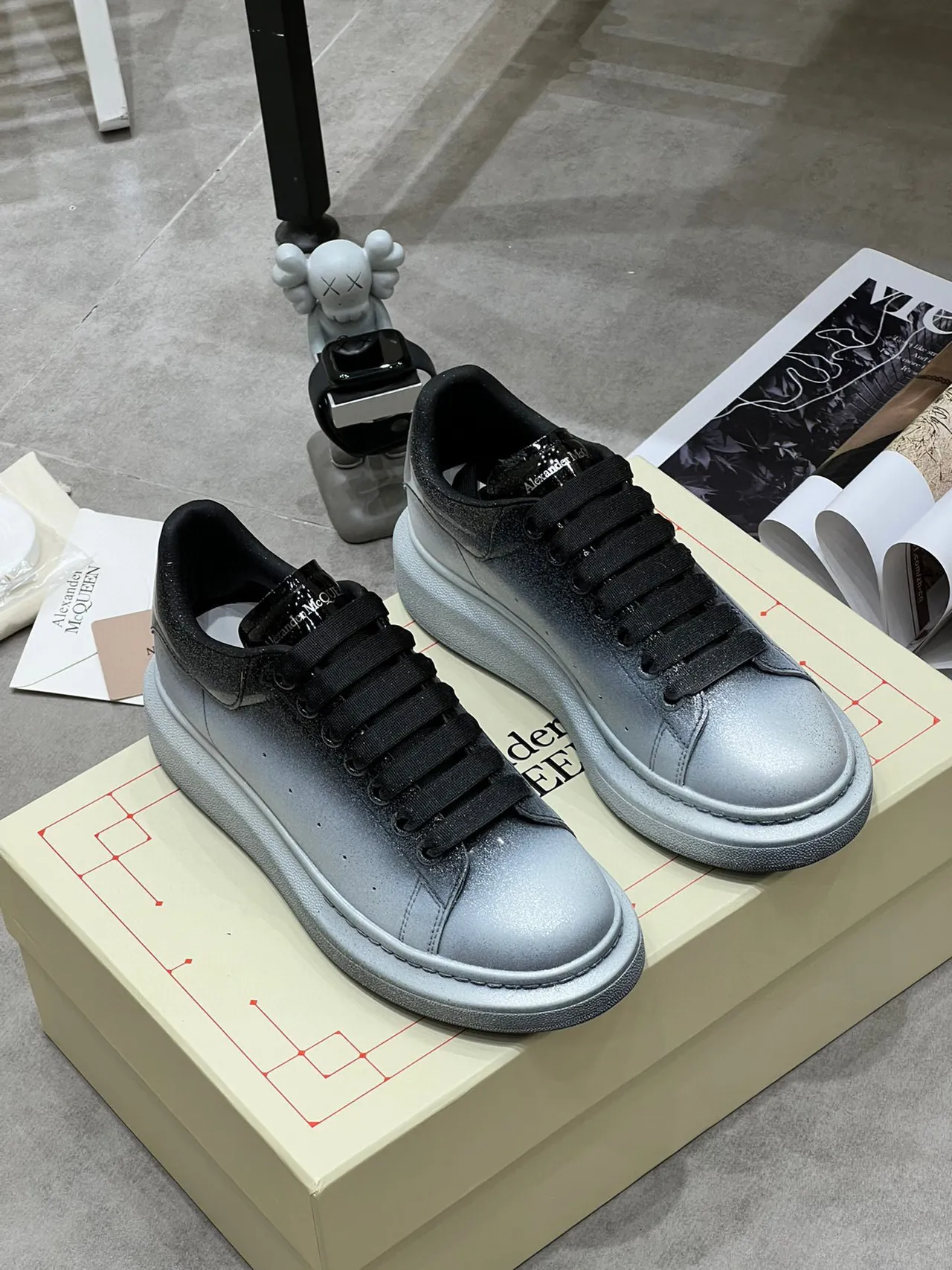 Alexander McQueen Silver Black Gradient Metallic Finish Oversized Platform Sole Lifestyle Sneakers 9
