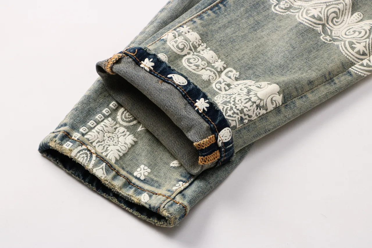 Amiri Bandana-Print Distressed-Effect Jeans 17